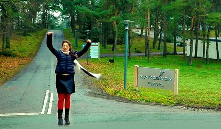 Happy lady in front of Narconon Europe